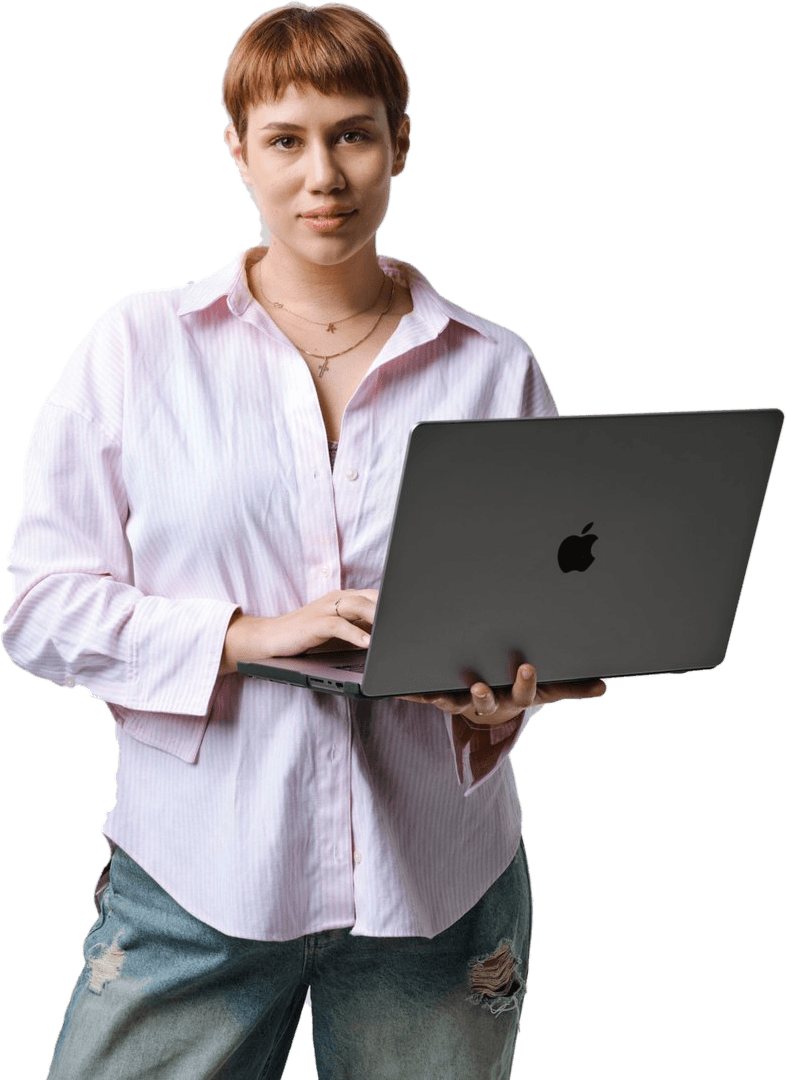 Kristina Carnogursky am Laptop